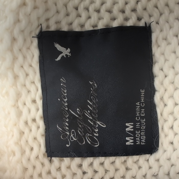 American Eagle Cream Cable Knit Cowl Neck Short Sleeve Sweater Women’s Medium - Picture 2 of 4